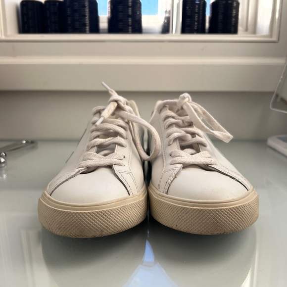 VEJA sneakers. Light blue/light teal. Worn once. Great condition!! - Picture 3 of 7